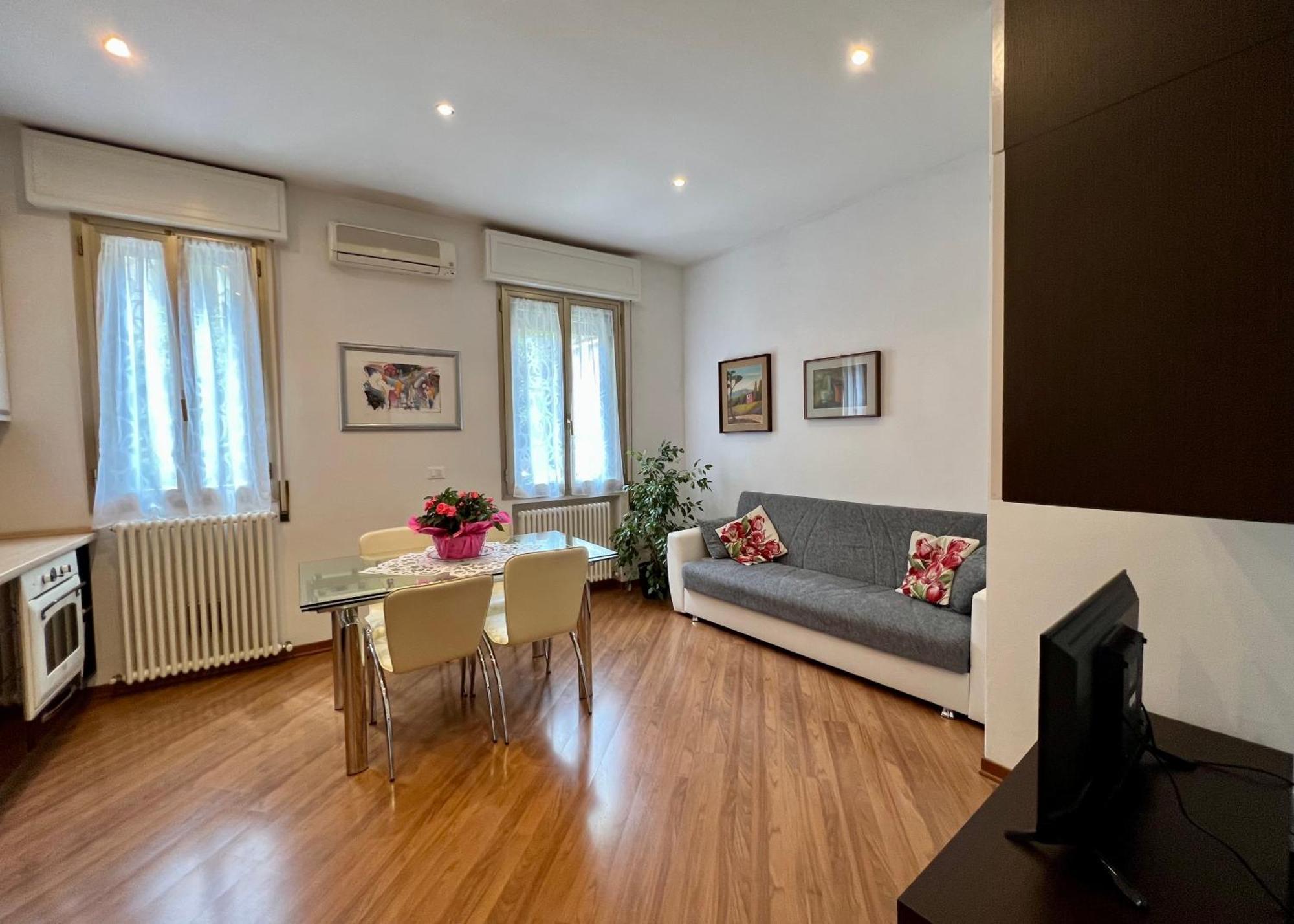 Charming Apartment Near Saragozza Bologna Exterior photo